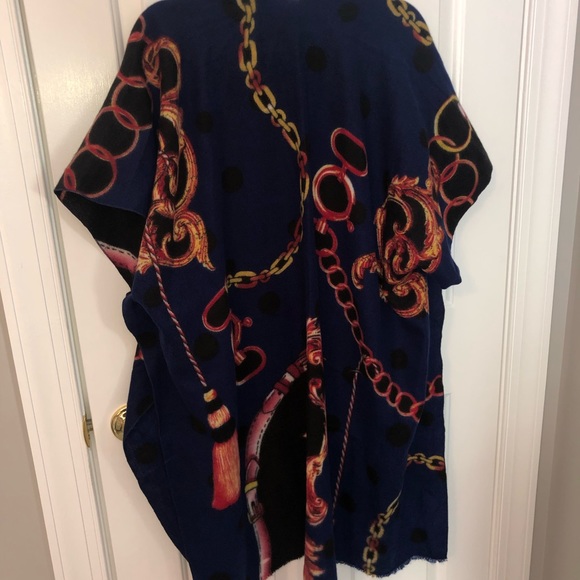 LOF equestrian print Ruana one size NWT - Picture 3 of 4